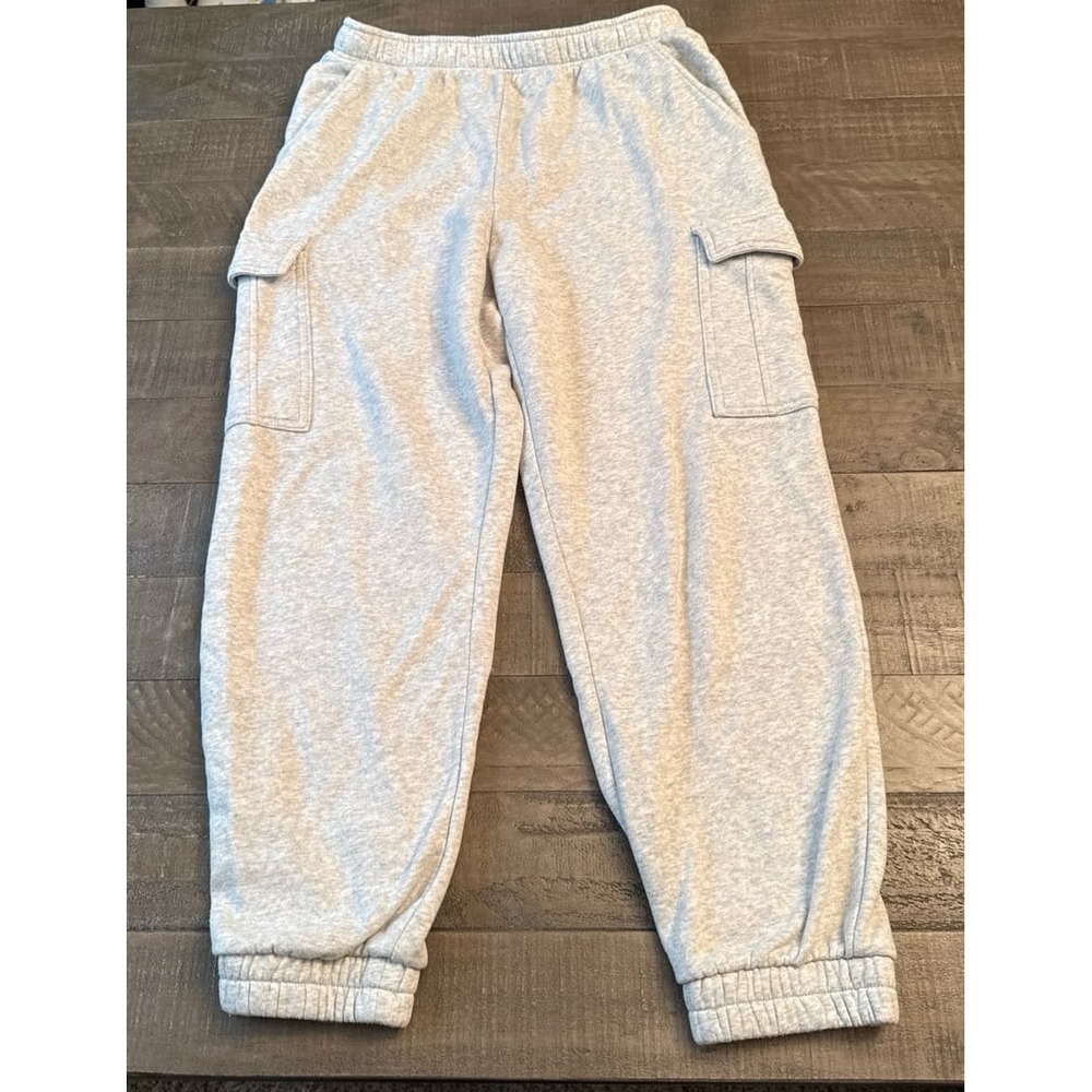 Universal Thread Women's Light Gray Sweatpants Size Medium